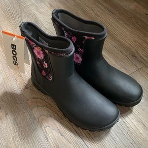 BOGS sauvie slip on boot